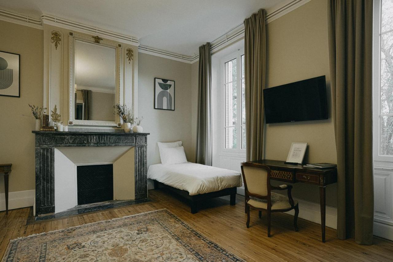 Le Domaine Des Marcoujans 4*