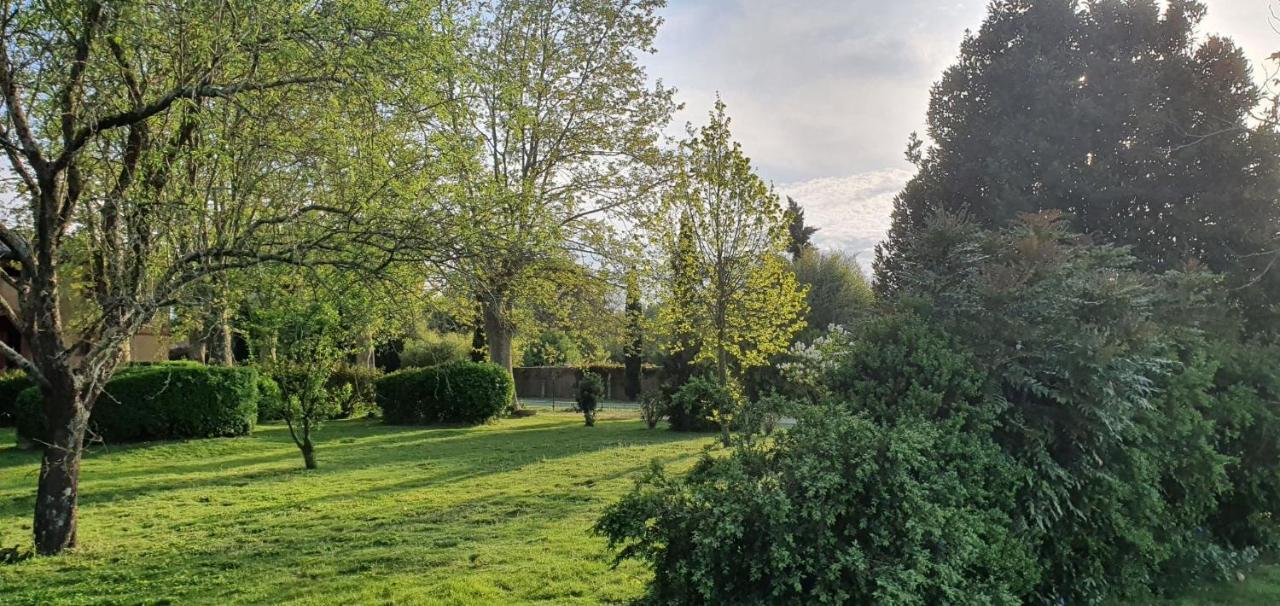 Bed & Breakfast Le Domaine Des Marcoujans